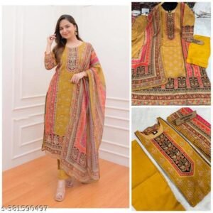 Aakarsha Pretty Women Kurta Sets