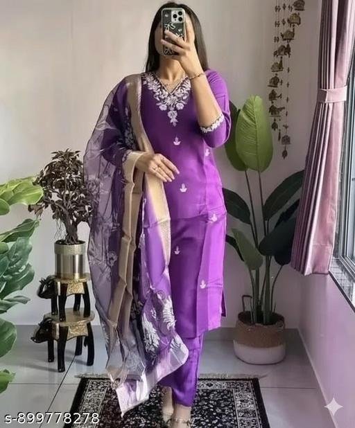 Fancy Kurti With Dupatta and Pant For Woman - Image 5
