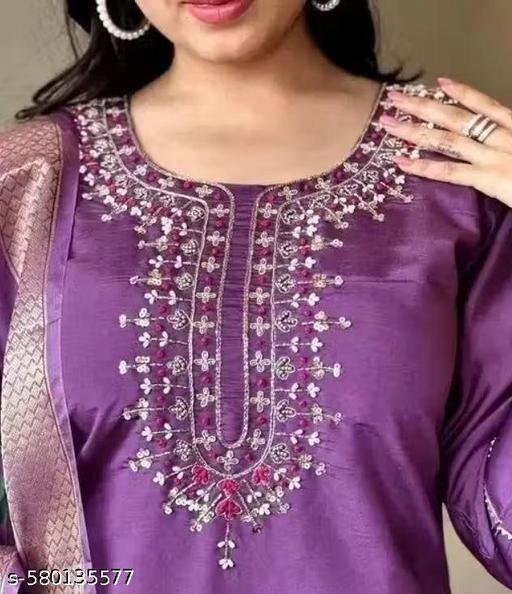 Woman's Rayon Kurti Pent With Dupatta - Image 5