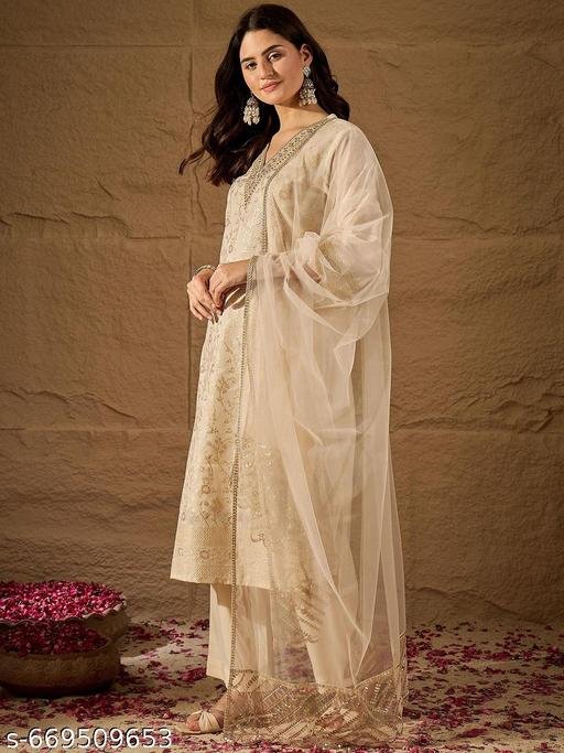 New Off White Solid Embroidered Straight Jacquard Silk Kurta Set with Scalloped Lace V Neck & Dupatta - Image 3