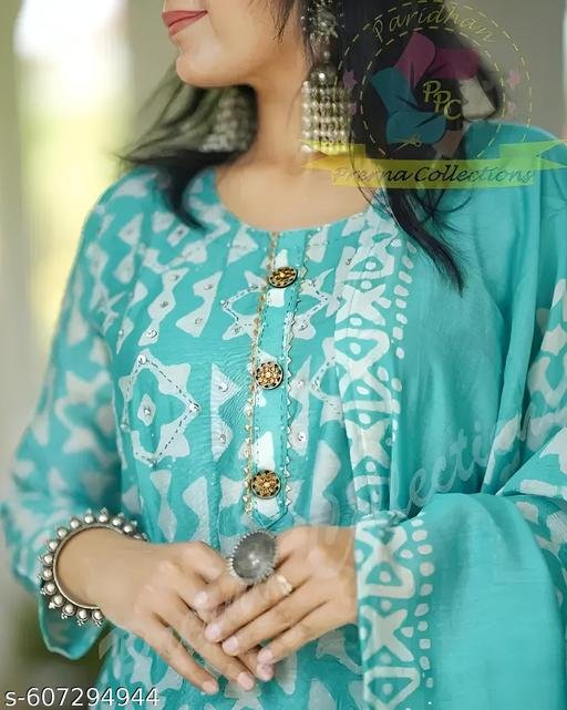 Womrn Printed Kurta Set With Dupatta