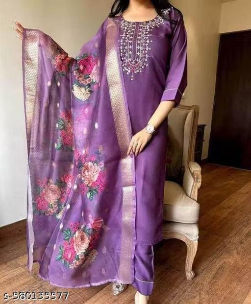 Woman's Rayon Kurti Pent With Dupatta