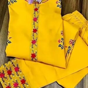 Women Floral Printed Regular Kurta With Pant