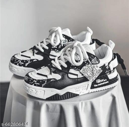 white & black casual shoe 7075