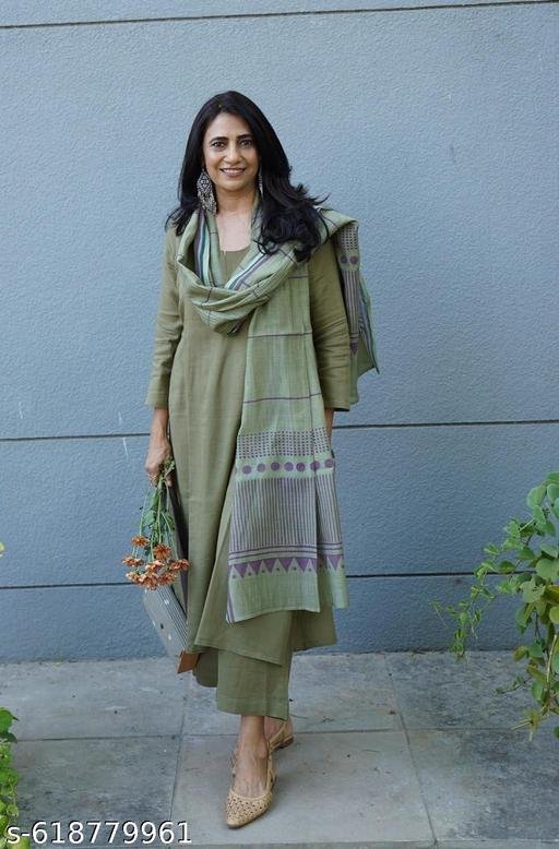 Vidusha Rayon Cotton Kurti Pant Dupatta Set For Women's