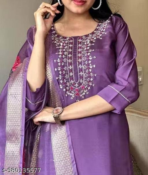 Woman's Rayon Kurti Pent With Dupatta - Image 3