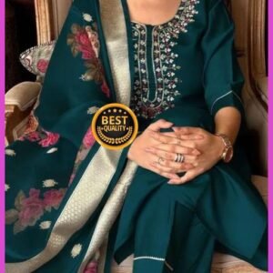 Woman`s Rayon Kurti Pent With Dupatta