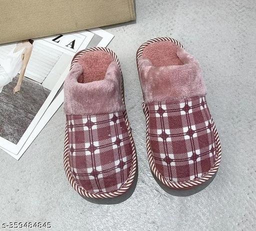 Winter Comfortable Indoor/Outdoor Heavy SoleStar Printed Fur Slipper - Image 4