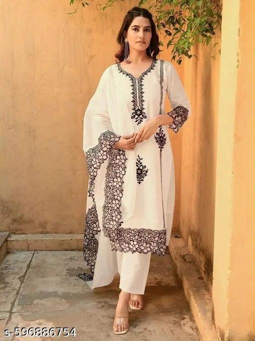 Women White Embroidered Georgette Kurti with Dupatta and Pant Set Stylish Ethnic Wear Suit for Women - Image 3