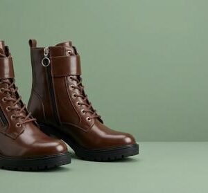 trendy boots